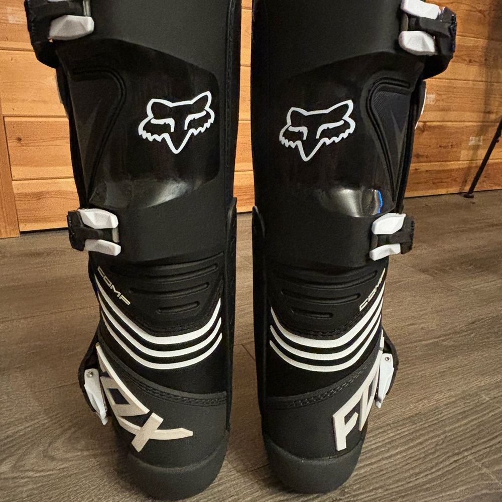 FOX Motocross Riding Boots USA Size 8 ~ Brand New - Great Deal
